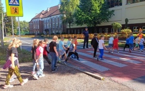 Spotkanie uczniów klasy I b z policjantem 